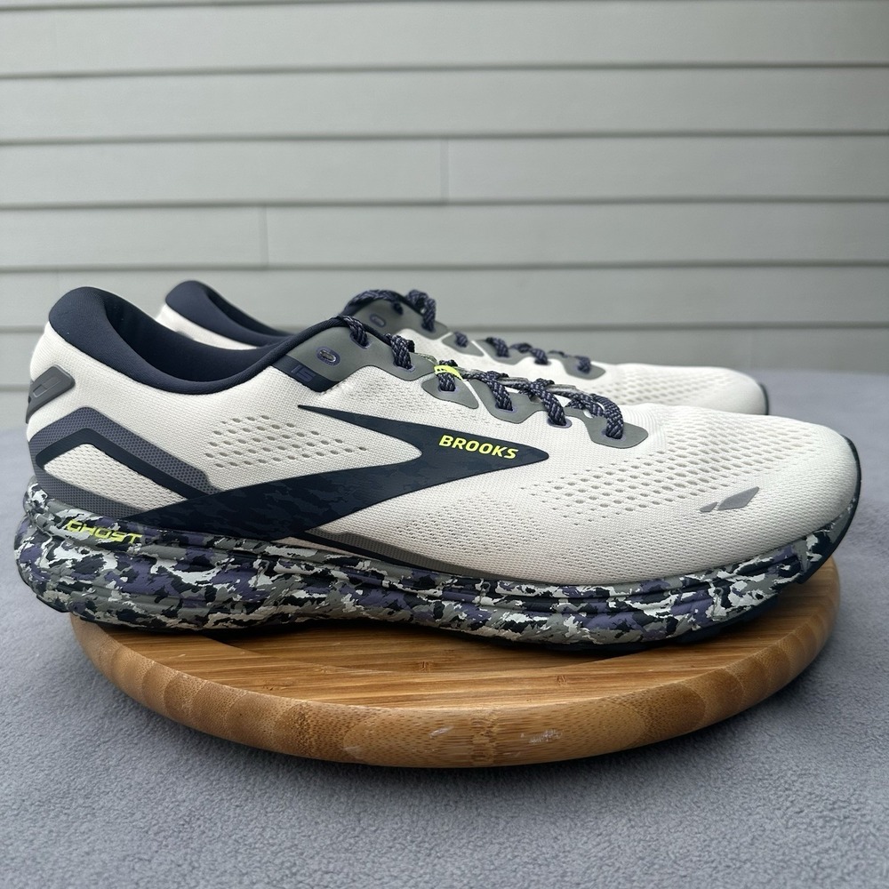 Brooks Ghost 15 Running Shoes Mens Size 14 White Grey Spec Sole 1103931D152